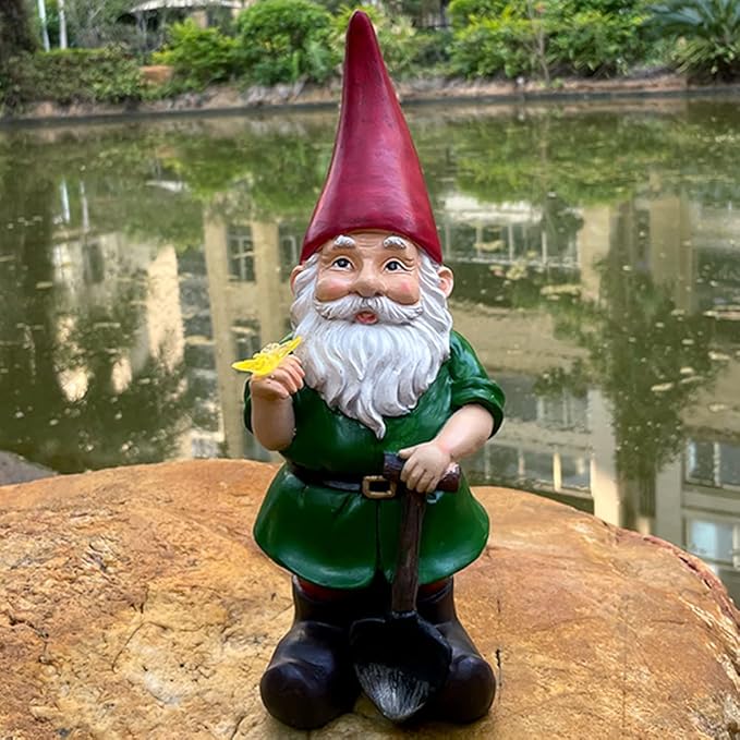 Solar Powered 2 Gnomes Playing with Ball, Decorated Solar Light, Garden Decorations Statues, Garden Light Decor for Lawn Ornaments