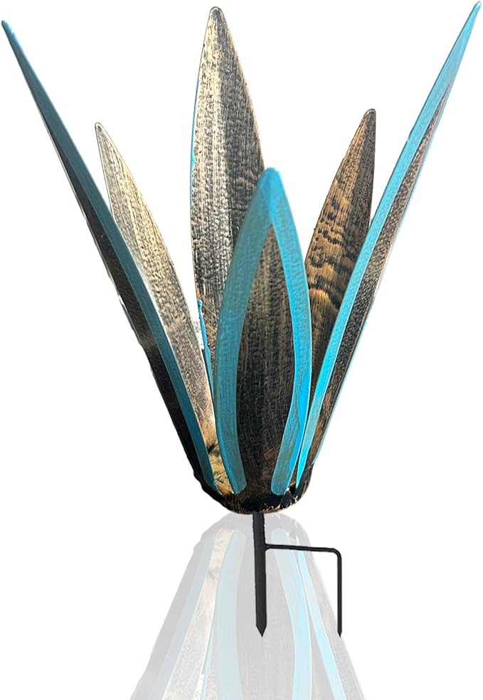 1 PCS 9 inches Agave Sculpture Decoration, Vintage Country Hand-Painted Sculpture DIY Metal Agave Plant, Home Garden Courtyard Lawn Outdoor Decoration
