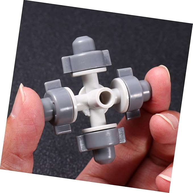 10pcs Inner Head Irrigation Drip Nozzle Shaped Water Greenhouse Outdoor Garden Outlet Sprinkler Plastic Cooling Four-Way Misting Patio Flow Nozzles Lawn Export for Brass