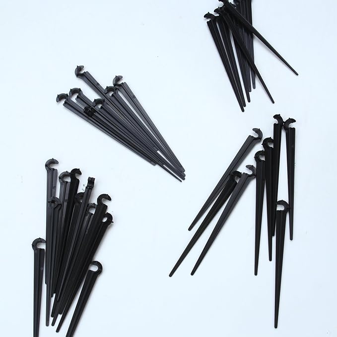 Elcoho 200 Pack Irrigation Drip Support Stakes 1/4 Inch Tubing Hose Holder for Vegetable Gardens or Flower Beds, with Storage Bag