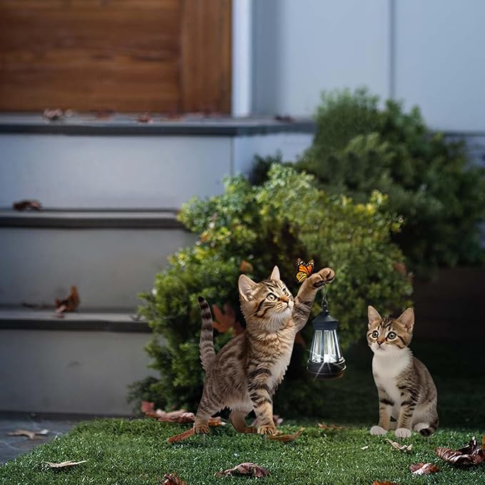 Set of 2 Realistic Cats Metal Stakes Solar Lantern Decoration, Cute Cats Stakes with Solar Lantern for Yard, Outdoor Garden Lawn Pathway Patio Ornaments, HDS-1021