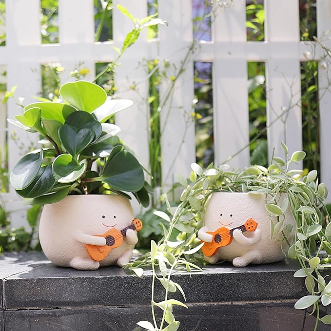 Smily Face Planter Pot with Drainage Hole Cute Resin Head Planters for String of Pearls Plant Live Unique Guitar Succulent Pots for Indoor Outdoor Plants Gift IdeaI for Mother Christmas