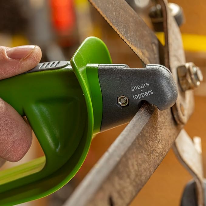 Smith’s 50601 Pruning Tools Sharpener - Hedge & Pruning Shears - Loppers & Gardening Tools - Large Handle w/Finger Guard - Handheld Manual - Replaceable Carbide Blades - Wire-Bristled Cleaning Brush