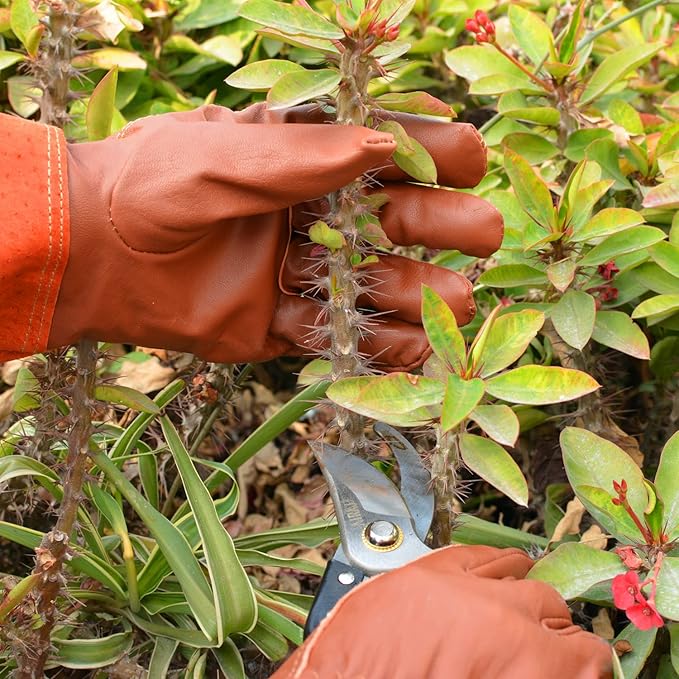 Gardening Gloves, Professional Puncture Proof Gloves for Rose Pruning & Cactus Trimming, Long Leather Garden Gloves Gifts for Women & Men- Full Grain Pigskin (Thorn Proof) (Large, Brown)