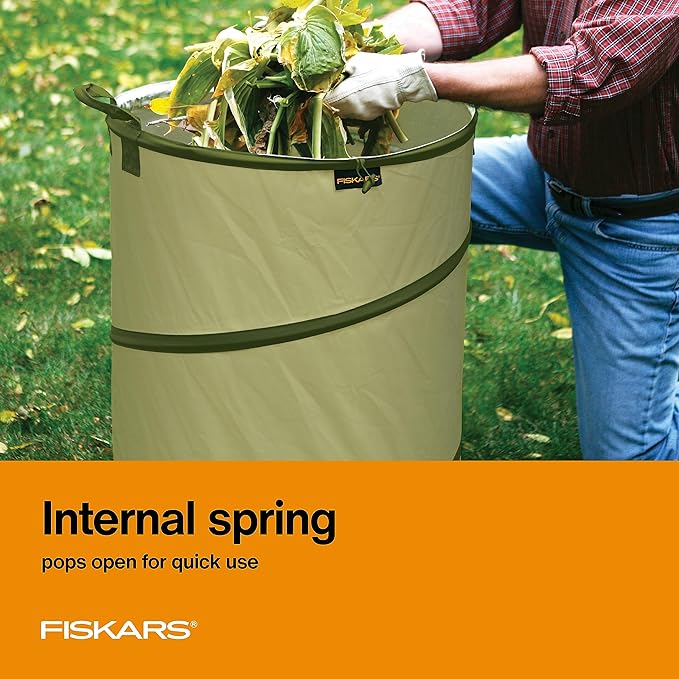 Fiskars Kangaroo Collapsible Garden Bag for Yard Waste, 30 Gallon Reusable Container for Lawn Care and Gardening