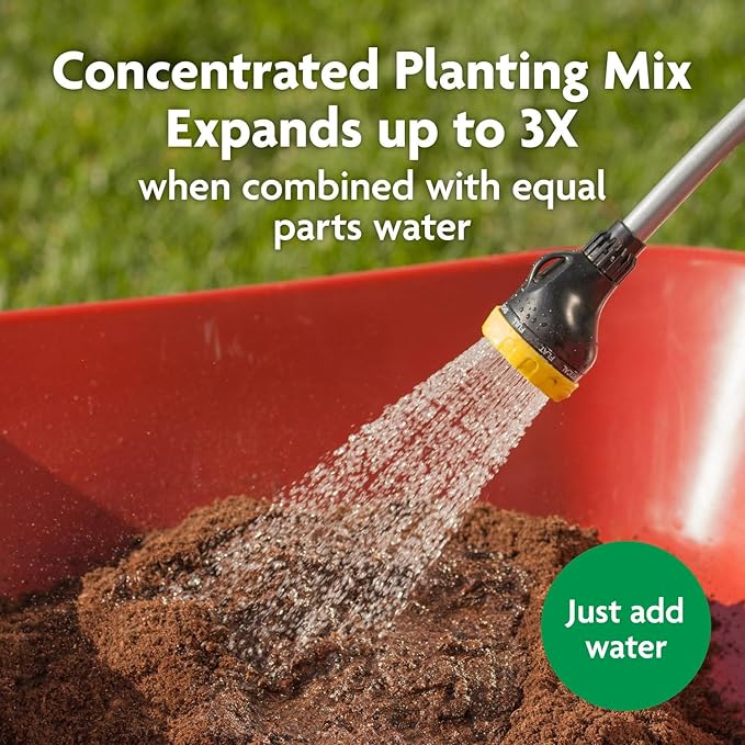 Miracle-Gro Expand 'n Gro Concentrated Planting Mix, Just Add Water for up to 3X Expansion, for Container and In-Ground Use, 33 cu. ft. Expands up to 1 cu. ft., 2-Pack