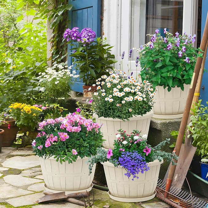 Quarut Plant Planters Pots Set of 4 Pack 16 Inch,Large Plastic Flower Pot for Indoor Plants with Drainage Holes & Trays, Whiskey Barrel Planters with Saucer for House Outdoor Garden Plant(Beige)
