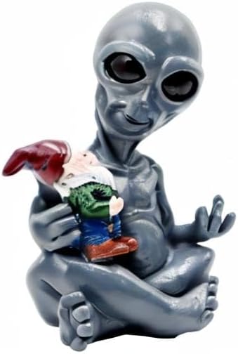 Dnoifne Alien Hugging Gnome Garden Decoration Statue, Resin Alien Dwarf Statue, Waterproof Garden Alien and Gnome Statue for Patio Lawn Porch Decoration Birthday Gifts Housewarming Gifts