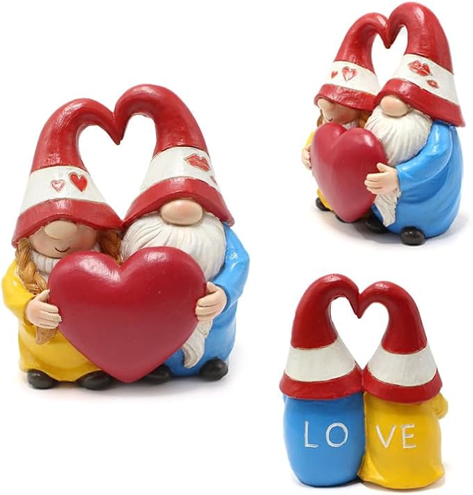 Garden Gnome Outdoor Statues Sweet Couple Gnomes Holding Heart Decor Resin Gnomes Sculptures for Yard Patio Home Lawn Outside Decorations Ornament Housewarming