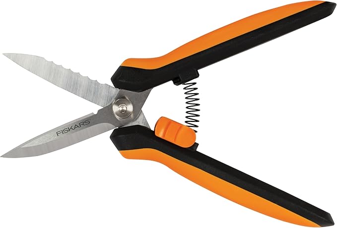 Fiskars Pruning Shears for Gardening, Multipurpose 8" Garden Shears with Sheath and SoftGrip Handle, Great for cutting Nursery Pots, Bags, and Wire
