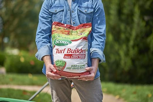 Scotts Turf Builder WinterGuard Fall Lawn Food - Fall Fertilizer for Strong Grass Roots, 5,000 sq. ft, 12.5 lbs. (2-Pack)