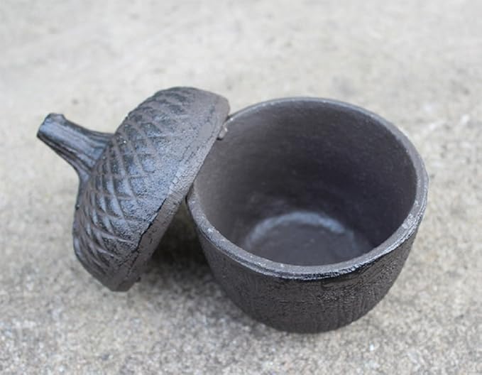 Garden Decoration Pine Cone Cast Iron Key Hider Stone Diversion Safe Key Outside Hider Hide-A-Key Holder Safely Hiding Your Spare Keys for Outdoor Garden or Yard, Geocaching