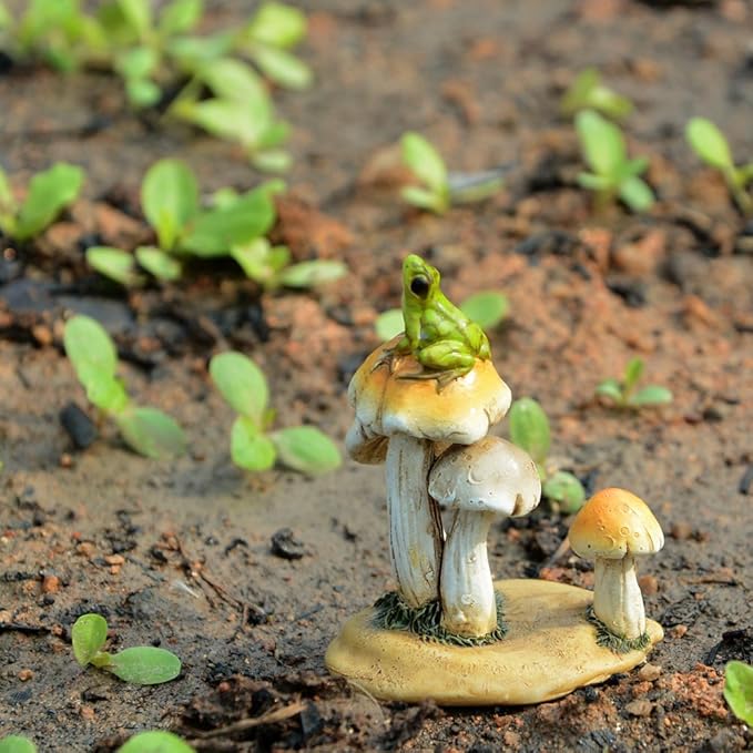Top Collection Miniature Fairy Garden and Terrarium Statue, Frog on Mushrooms