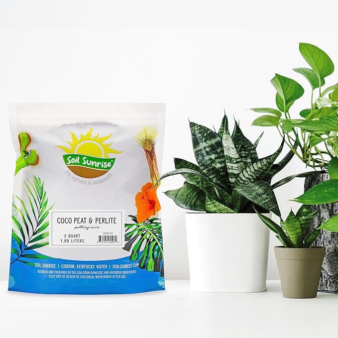 Coco Peat Perlite Potting Mix (2 Quarts), Loose Coconut Coir and Perlite