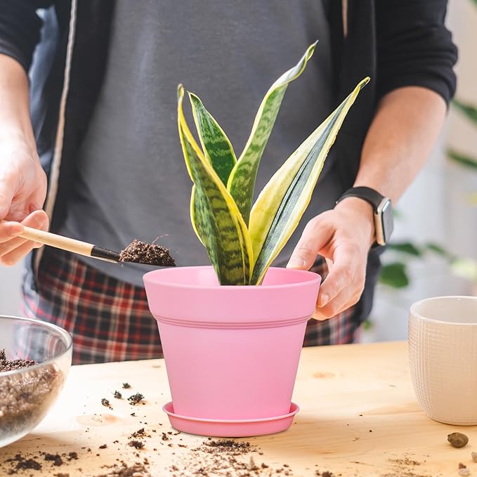 4 inch Small Plastic Nursery Pots, Seedling Pots, 16 Pack Plant Pots for Indoor Outdoor Plants, Flower Pots with Drainage Holes and Saucers, Decorative Planters for House Plants, Colorful