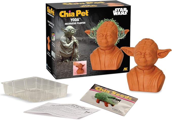 Chia Pet Star Wars Yoda with Seed Pack, Decorative Pottery Planter, Easy to Do and Fun to Grow, Novelty Gift, Perfect for Any Occasion
