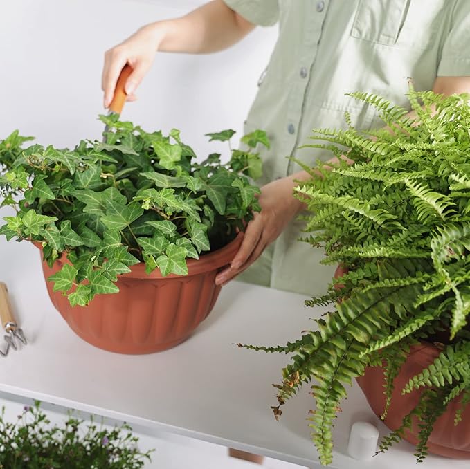 YIKUSH Hanging Planter for Indoor and Outdoor Plants 2 Pack 12 inch Flower Pot Plastic Plant Pot with Drainage Hole and Absorbing Tray（Terracotta）