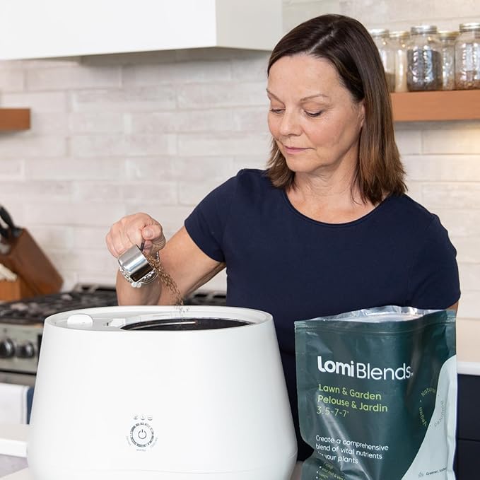 Lomi Blends - All-in-One Lawn and Garden Solution - All-Natural Multi-Vitamin for Healthy Soil, Safe for Kids and Pets, Easy to Use - Sustainable Gardening
