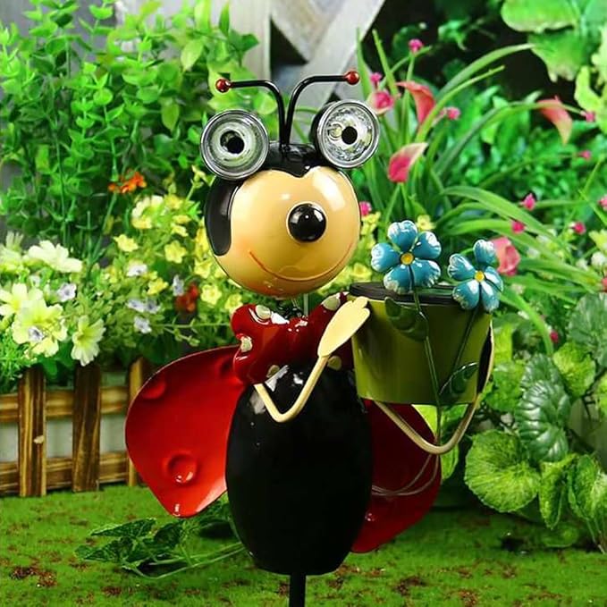 Solar Lady Bugs Lights Swaying Metal Garden Decor Waterproof Solar Lights Decorative Outdoor Stake Lights for Outside Patio Balcony Pathway Lawn Yard Gift