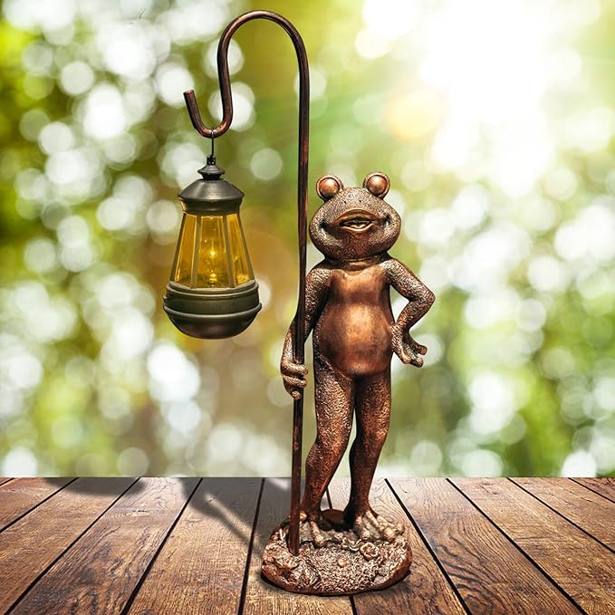 Large Frog Statue with Solar Lantern Outdoor Lawn Decoration Garden Frog Decoration Balcony Yard Lawn Unique Housewarming Gift Suitable for Kids and Adults