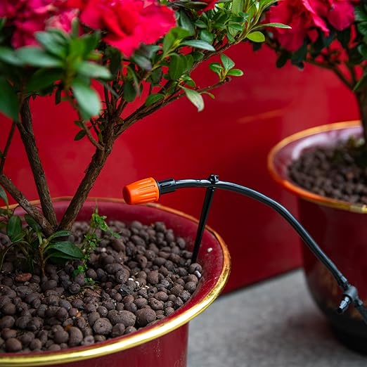 CHANGE MOORE 200 Pcs Drip Irrigation Stakes Universal Drip Tubing Hold Stakes, Plastic Garden Water Pipe Support Drip System Parts, Securing Pegs for Drip Irrigation Line,Greenhouse