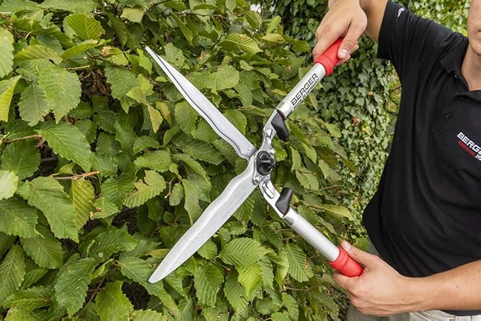 Berger hedge shear comfort 4595 with serrated blades and damper, length 57 cm