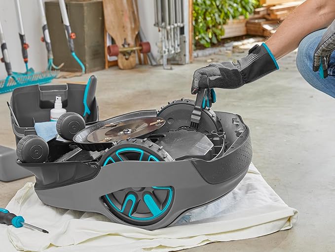 Gardena Maintenance/Cleaning Set, Black/Blue (04067-20)