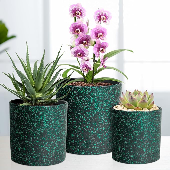 7/6.5/6/5/4 inch Plant Pots, 5 Pack Cylinder Flower Pots for Small Indoor Outdoor Plants, Plastic Planters with Drainage Holes and Saucer for Garden Succulent Plants, Black With Green Speckles