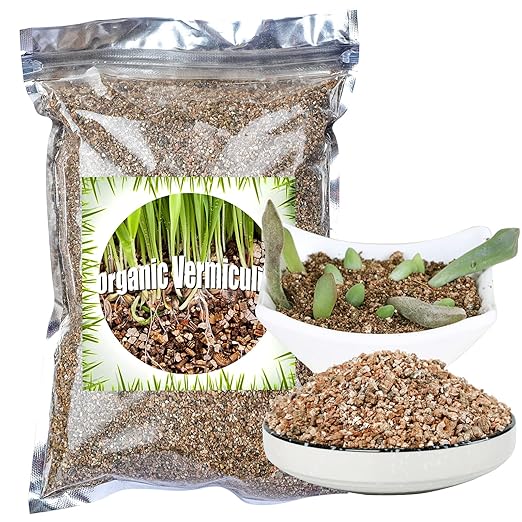 Organic Vermiculite 10 qt by Doter, Increases Water and Nutrient Retention and Aerates The Soil, Perfect for Root Cuttings, Seed Germination, Arranging Flowers, and Bedding for Invertebrates
