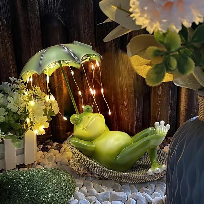 Frogs Garden Outdoor Decor Statue - Solar Frog Umbrella Pond Statues LED Waterproof, Resin Cute Animal Sculpture Lights, Ideal Ornament for Yard Lawn Patio, Women/Gardening Decoration Gifts