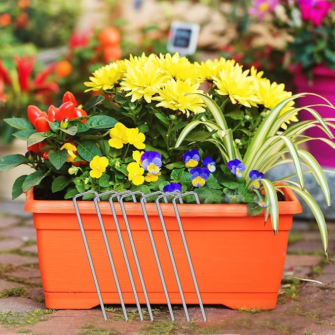 HongWay 300 Pack Landscape Staples 6 Inch, Galvanized Garden Staples Pins Ground Stakes Fence Tent Sod Staples Yard Lawn Truf Staples for Landscaping Fabric Irrigation Tubing