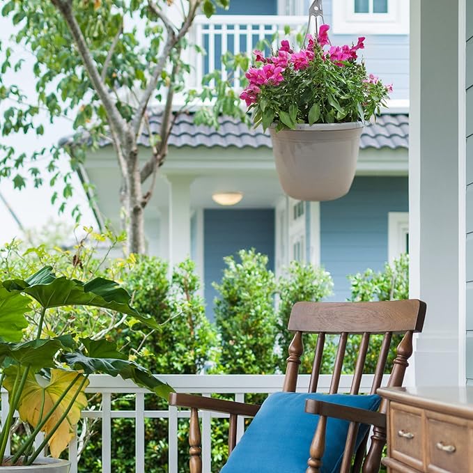 Hanging Planter Potting Soil Mix (8 Quarts), Lightweight Potting Mix Optimized for Indoor/Outdoor Hanging Pots/Baskets