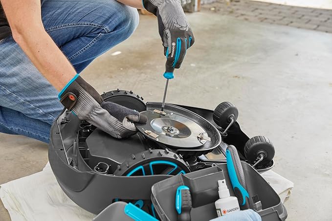 Gardena Maintenance/Cleaning Set, Black/Blue (04067-20)