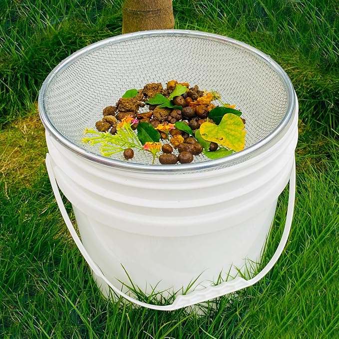 Gardening Sand Soil Compost Sifter, Sieve for Sand Rocks Dirt Compost, for 5 Gallon Bucket (1/8 Inch)