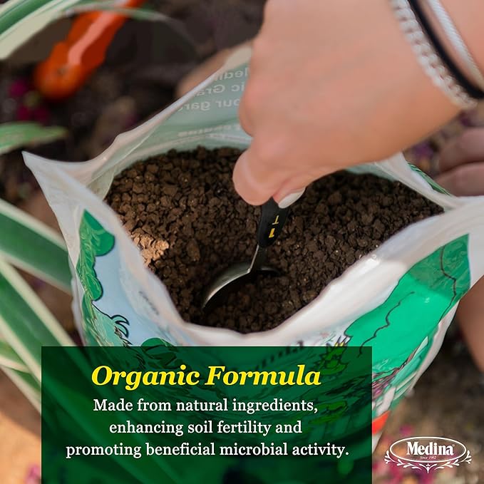 Medina Growin Green Organic Granular Fertilizer - 5 lb Bag - Nutrient Rich Soil Enhancer 3-2-3 Granules for Lush Gardens, Lawns, and Plants - Covers 375 Sq. Ft.