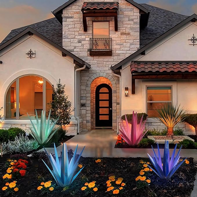 Large Tequila Rustic Sculpture, Rustic Metal Agave Plants for Outdoor Patio Yard, Home Decor Hand Painted Metal Agave Garden Yard Statue, Outdoor Lawn Ornaments (Sky Blue - L(W/Solar Light))