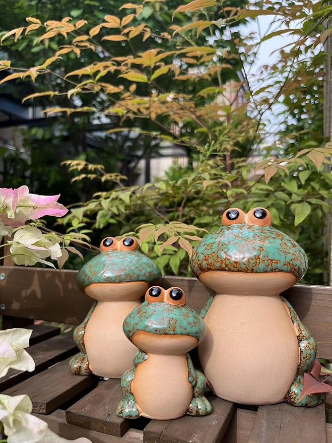Frog Garden Decoration Set of 3,Funny Cute Ceramic Frog Garden Statues Yard Decoration Outdoor Holiday Decorations,Ideal Ornament for Outside Pond Pool Patio Front Porch Backyard (Green)