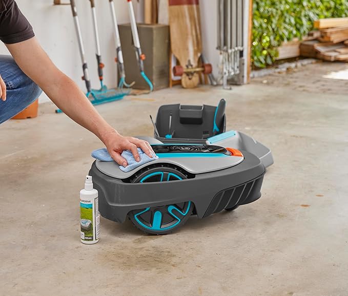 Gardena Maintenance/Cleaning Set, Black/Blue (04067-20)