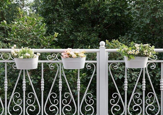 Dahey Metal Iron Hanging Flower Pots for Railing Fence Outdoor Planter Hanging Bucket Pots Countryside Style Window Flower Plant Holder with Detachable Hooks Home Decor,White,3 Pcs