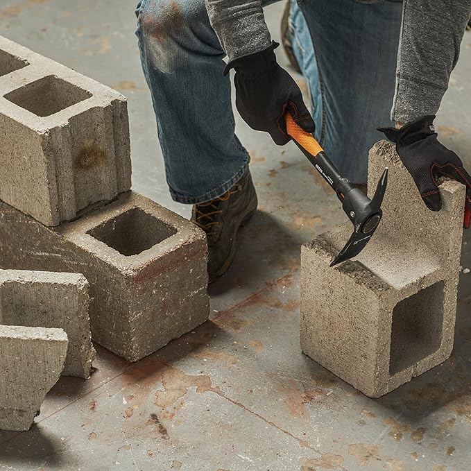 Fiskars IsoCore Pickaxe Mattock with Shock Absorbing Handle, 1.5 lb