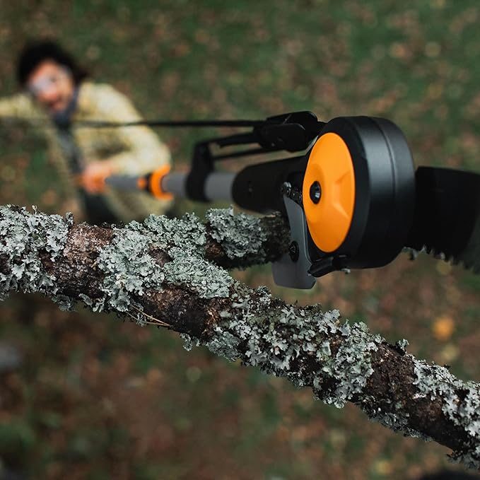 Fiskars 7-16 ft. Extendable 2-in-1 Pruner and Pole Saw For Tree Trimming, Tree Trimmer with Chain-Drive for Cutting Branches up to 1.25" Diameter with More Power, Garden Tools