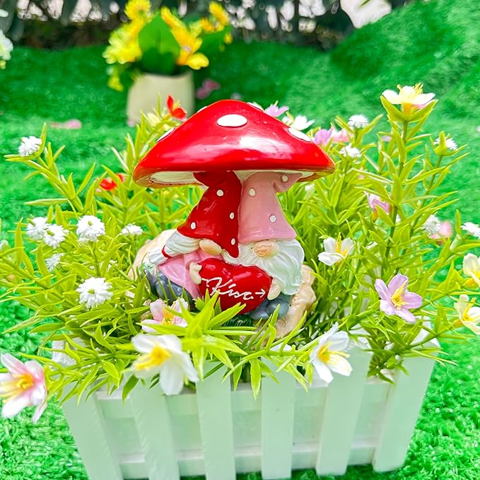 Garden Pink Tiny Gnome Couple Statue with Red Heart Mushroom Funny Outdoor Resin Figurines Home Decorations Valentine’s Day Housewarming Ornament Gift