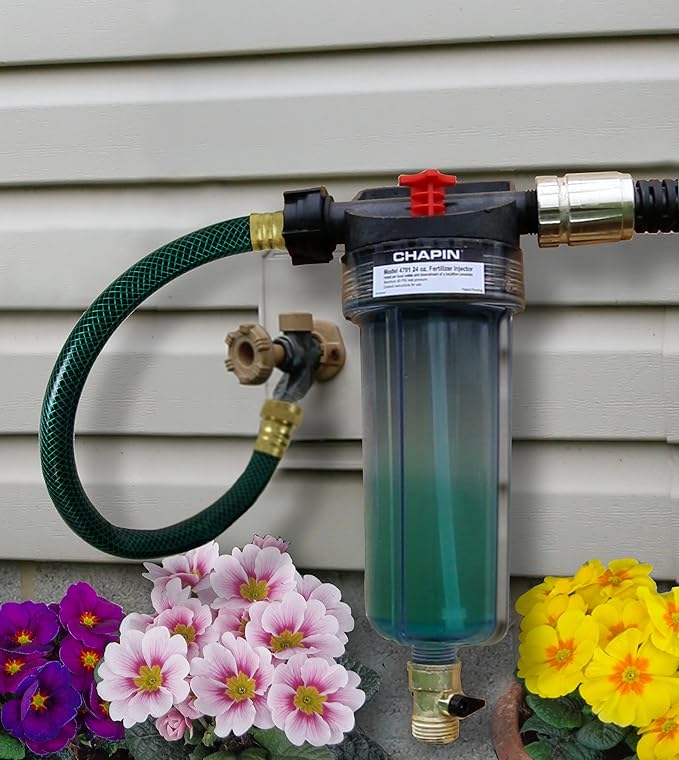 Chapin 4701: 24-Ounce HydroFeed in-Line Fertilizing Injection System for Sprinklers and Direct Hose Use, 1-Pack, Clear