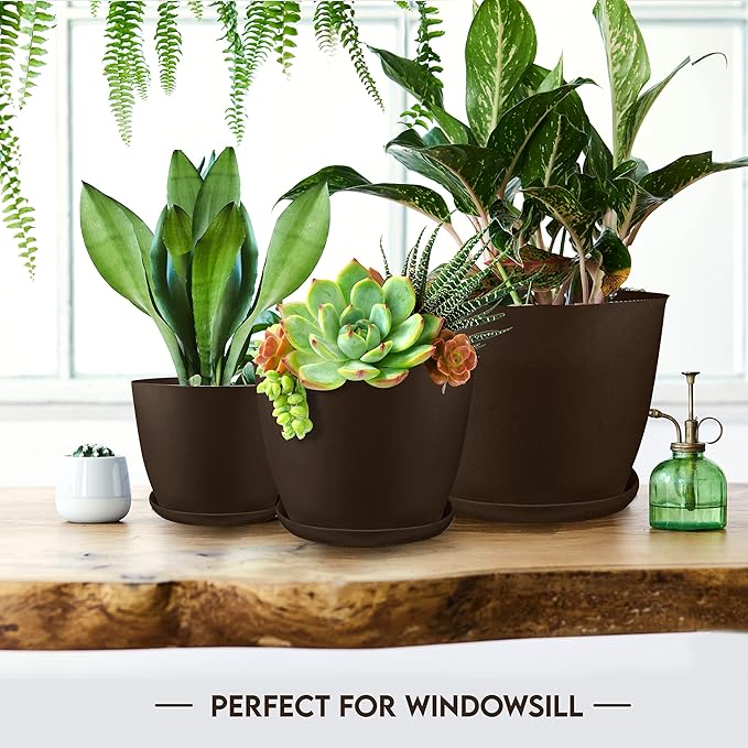 Utopia Home - Plant Pots Indoor with Drainage - 7/6.6/6/5.3/4.8 Inches Home Decor Flower Pots for Indoor Planter - Pack of 5 Plastic Planters for Indoor Plants, Cactus, Succulents Pot - Brown