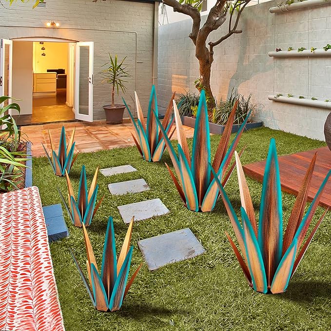 Large Tequila Rustic Sculpture, Agave Plants for Outdoor Patio, Home Decor Hand Painted Metal Garden Statue, Lawn Ornaments Yard Stakes (Blue - L)