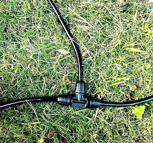 1/4" Drip Irrigation Fittings, Lock Barbed Tee Connectors for 1/4 Inch Drip Irrigation Tubing,Drip Irrigation System Kit Parts-Pack of 30