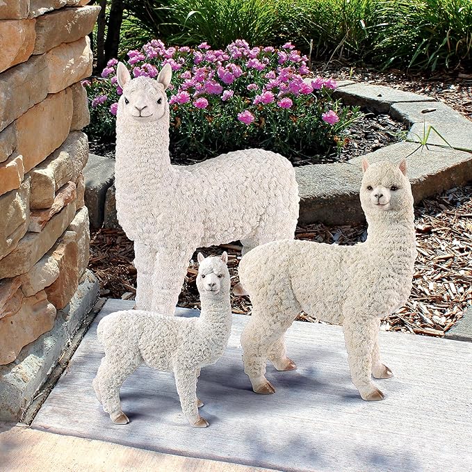 Design Toscano The Alpacalypse of Alpaca Garden Statues: Medium