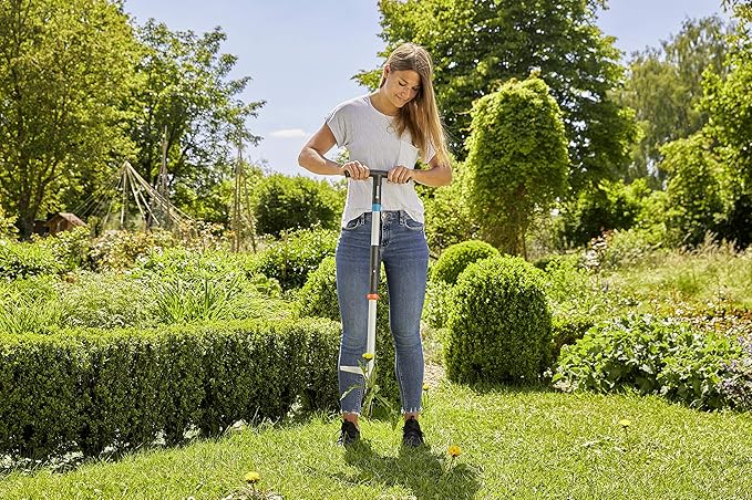 Gardena (03518 Weed Puller Remover Tool, Heavy Duty Stand-Up Garden Hand Weeder, Easy Weed Removal, Built-in Ejector, Long Handle for Outdoor Use. Weeding Claw