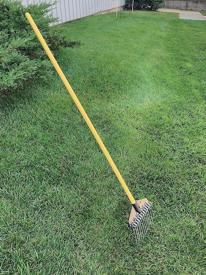 Garden Landscape Rake – 9” Head Garden Debris Rake | Elevate Your Outdoor Spaces with Precision and Efficiency | Ideal for Lawn and Garden Maintenance